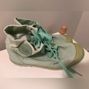Palladium boots mint green W9